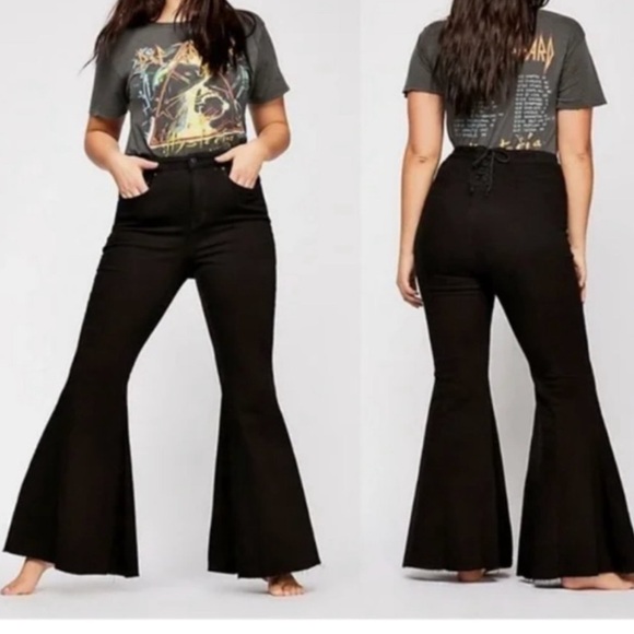 We The Free Lace Up Back Flare Leg Jeans Black size US27 - Picture 1 of 13